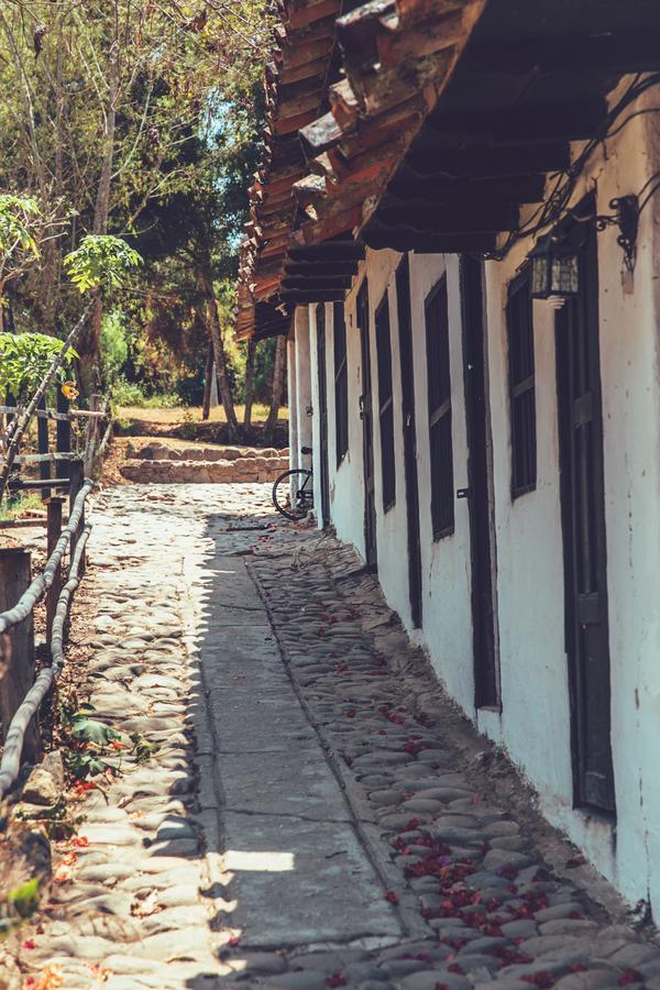 Hotel Hacienda Baza Tibana Exterior photo